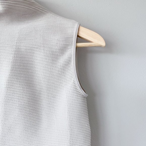 Aritzia Babaton Michael Knit Tank cream women's tops small - Picture 8 of 17